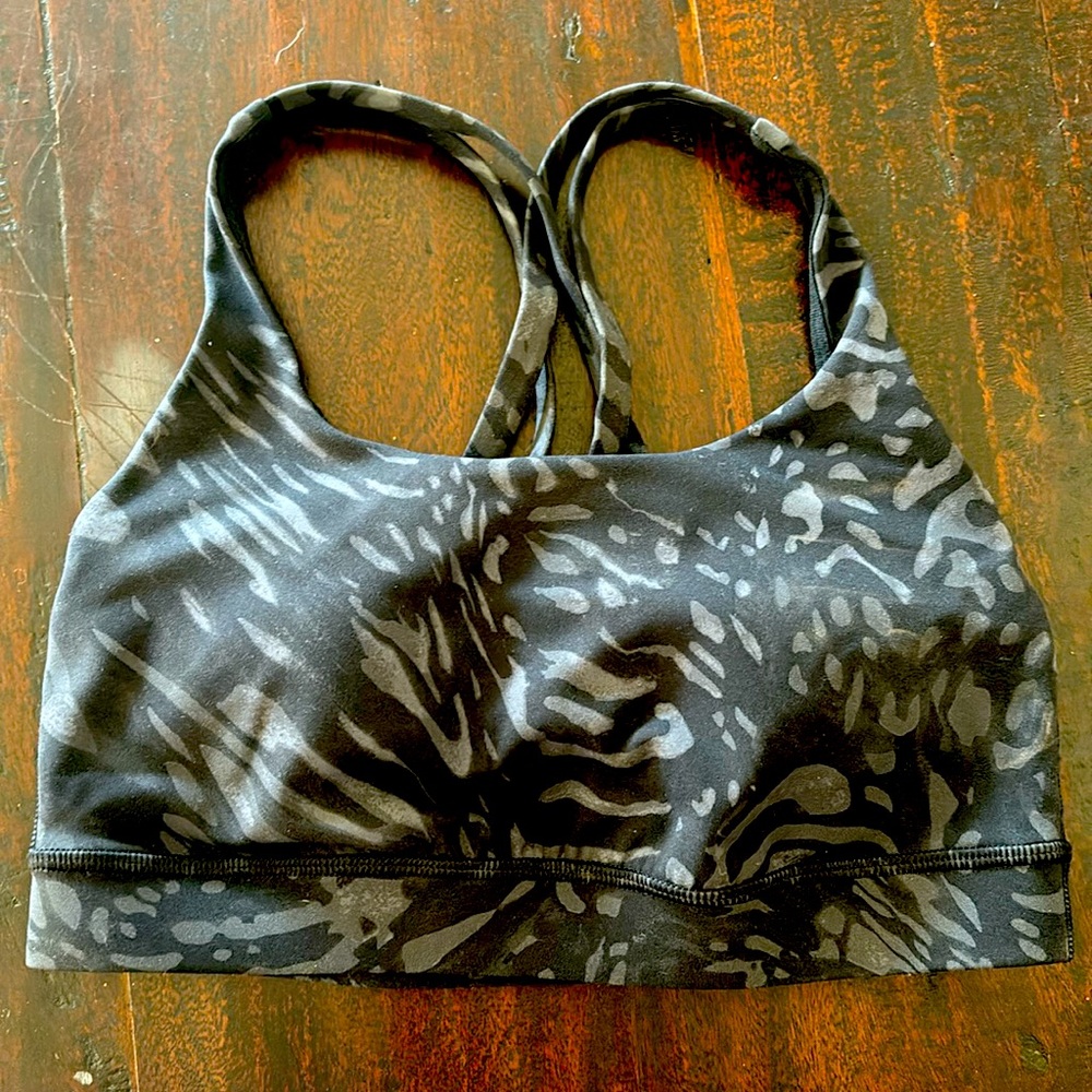 Lulu lemon criss cross sports bra camo